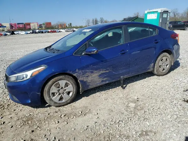 3KPFL4A74HE057843 2017 KIA FORTE - Image 1