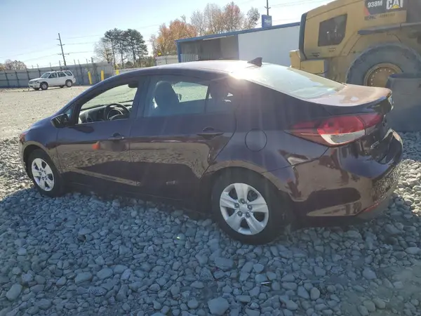 3KPFL4A74HE064551 2017 KIA FORTE - Image 2