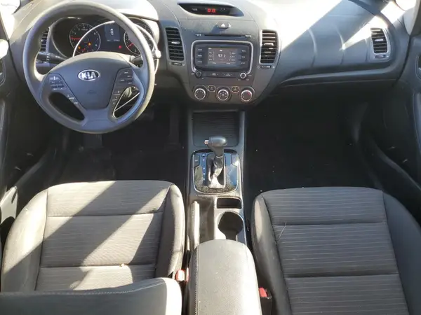3KPFL4A74HE064551 2017 KIA FORTE - Image 8