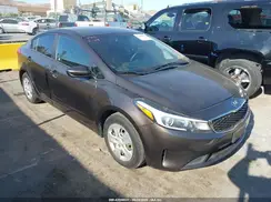3KPFL4A74HE067076 2017 KIA FORTE