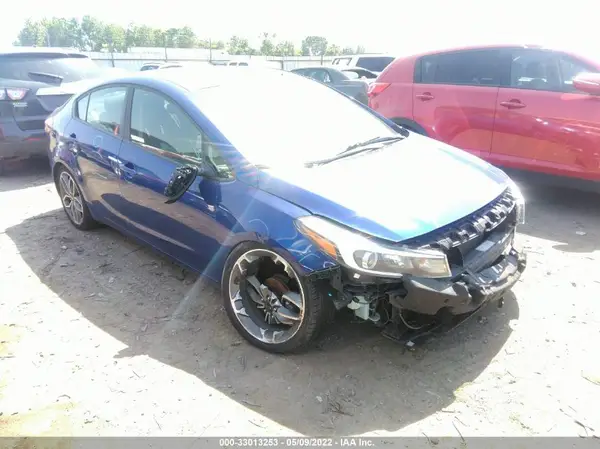 3KPFL4A74HE067272 2017 KIA FORTE - Image 1