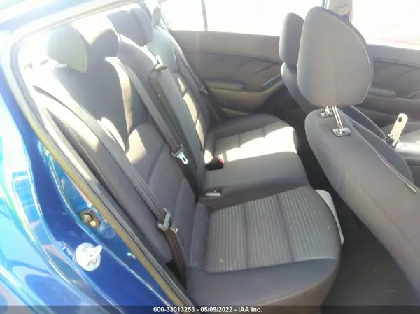 3KPFL4A74HE067272 2017 KIA FORTE - Image 8