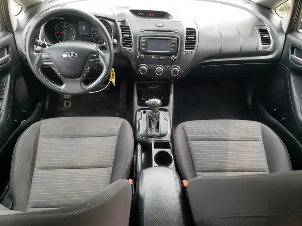 3KPFL4A74HE077848 2017 KIA FORTE - Image 8