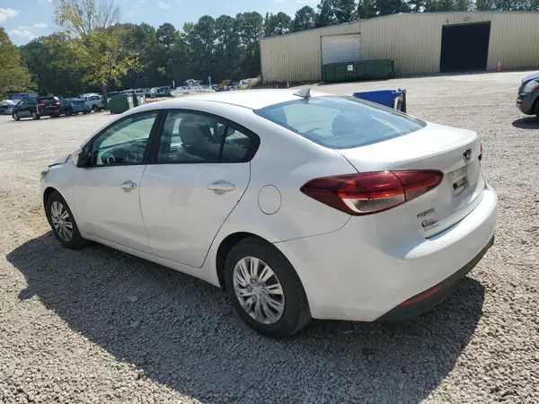 3KPFL4A74HE089062 2017 KIA FORTE - Image 2