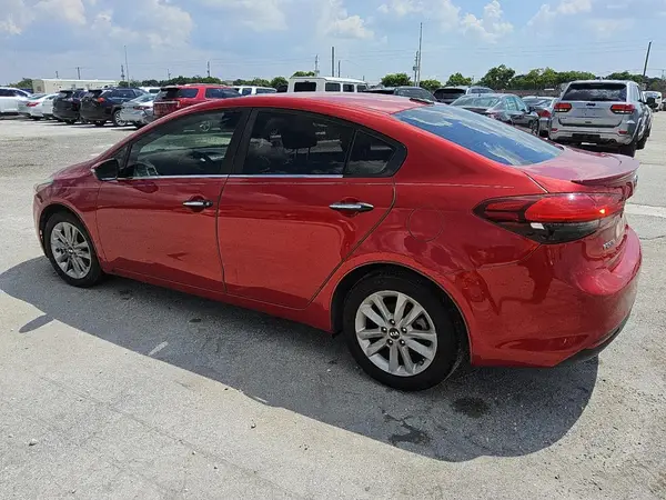 3KPFL4A74HE100223 2017 KIA FORTE - Image 2