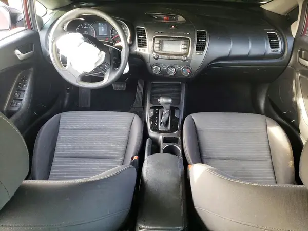 3KPFL4A74HE109505 2017 KIA FORTE - Image 8