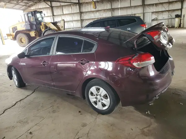 3KPFL4A74HE124957 2017 KIA FORTE - Image 2