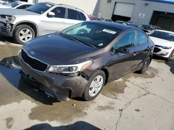 3KPFL4A74HE127454 2017 KIA FORTE - Image 1
