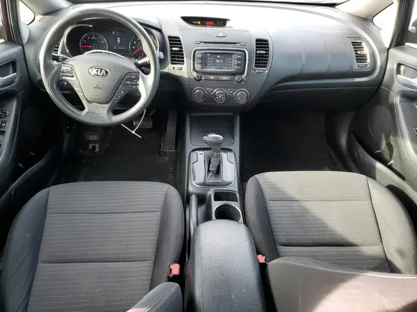3KPFL4A74HE131309 2017 KIA FORTE - Image 8