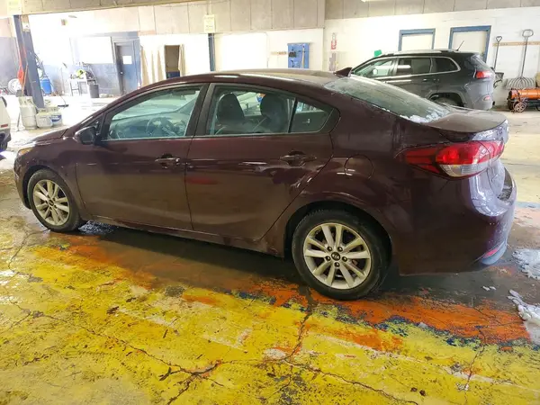 3KPFL4A74HE132234 2017 KIA FORTE - Image 2