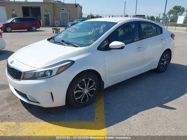 3KPFL4A74HE146621 2017 KIA FORTE - Image 2