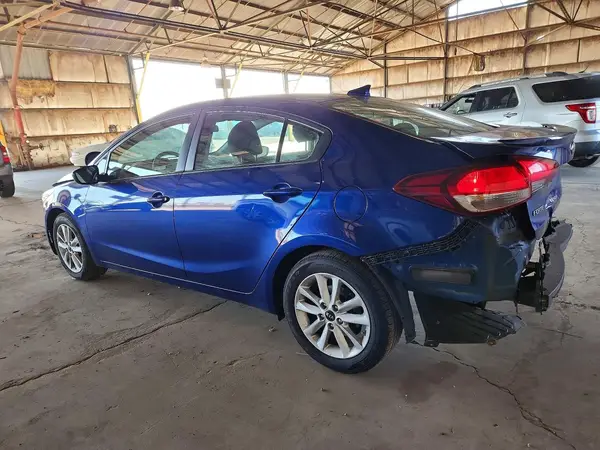 3KPFL4A74HE149910 2017 KIA FORTE - Image 2