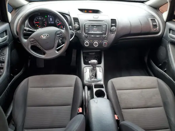 3KPFL4A74HE150426 2017 KIA FORTE - Image 8