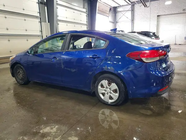 3KPFL4A74JE164462 2018 KIA FORTE - Image 2