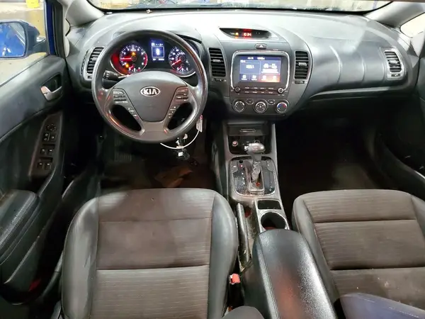3KPFL4A74JE164462 2018 KIA FORTE - Image 8