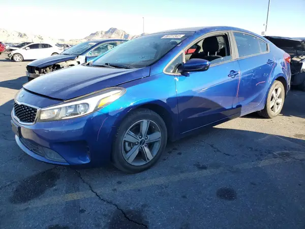 3KPFL4A74JE169127 2018 KIA FORTE - Image 1