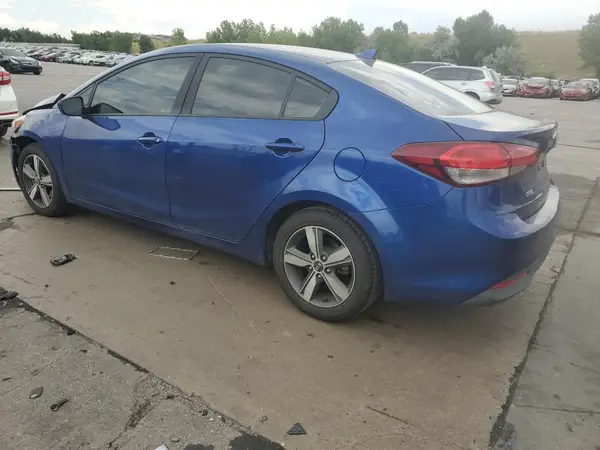 3KPFL4A74JE169287 2018 KIA FORTE - Image 2