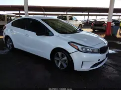 3KPFL4A74JE172576 2018 KIA FORTE