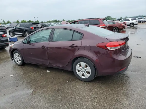 3KPFL4A74JE173906 2018 KIA FORTE - Image 2
