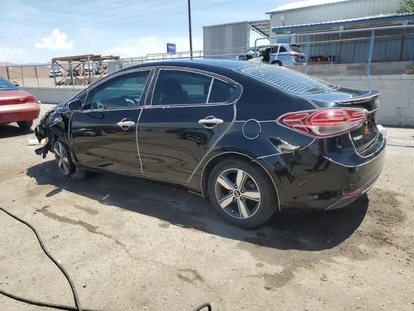 3KPFL4A74JE176367 2018 KIA FORTE - Image 2