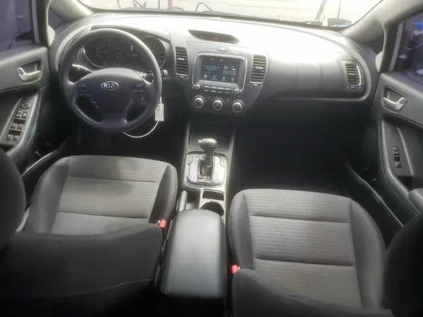 3KPFL4A74JE179432 2018 KIA FORTE - Image 8