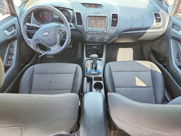3KPFL4A74JE198837 2018 KIA FORTE - Image 8