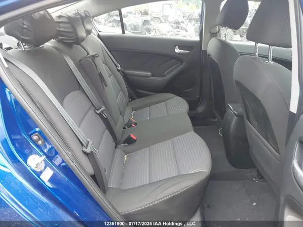 3KPFL4A74JE208380 2018 KIA FORTE - Image 8