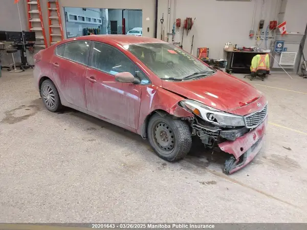 3KPFL4A74JE216835 2018 KIA FORTE - Image 1