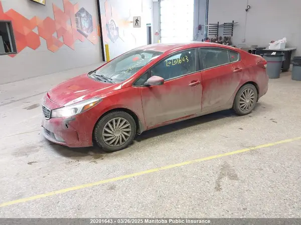 3KPFL4A74JE216835 2018 KIA FORTE - Image 2