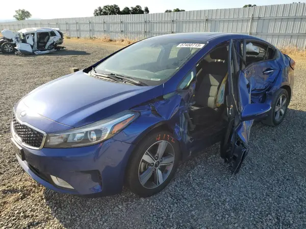 3KPFL4A74JE218293 2018 KIA FORTE - Image 1