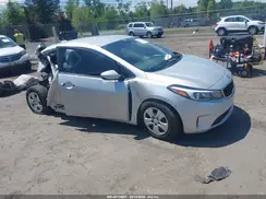 3KPFL4A74JE220240 2018 KIA FORTE