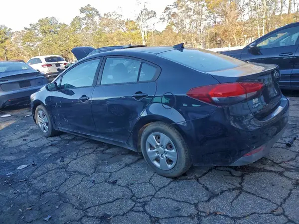 3KPFL4A74JE230122 2018 KIA FORTE - Image 2
