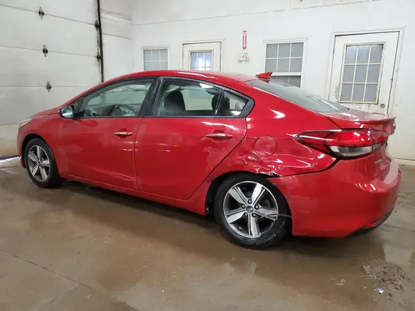 3KPFL4A74JE240889 2018 KIA FORTE - Image 2