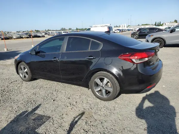 3KPFL4A74JE253254 2018 KIA FORTE - Image 2