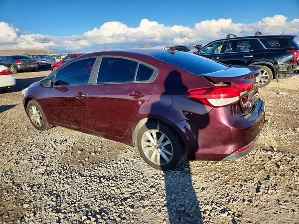 3KPFL4A75HE005850 2017 KIA FORTE - Image 2