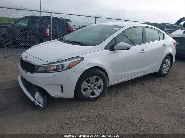 3KPFL4A75HE007551 2017 KIA FORTE - Image 2
