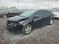 3KPFL4A75HE014323 2017 KIA FORTE