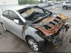 3KPFL4A75HE014354 2017 KIA FORTE