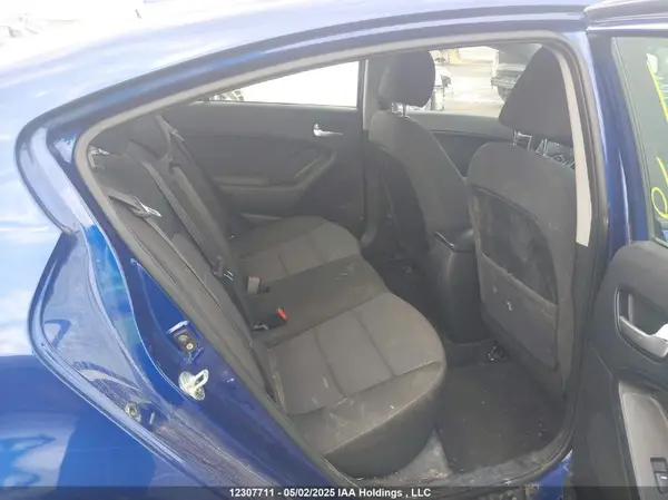 3KPFL4A75HE020736 2017 KIA FORTE - Image 8