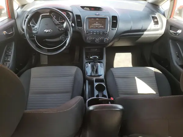 3KPFL4A75HE023734 2017 KIA FORTE - Image 8