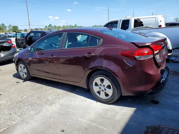 3KPFL4A75HE025466 2017 KIA FORTE - Image 2