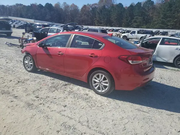 3KPFL4A75HE028142 2017 KIA FORTE - Image 2