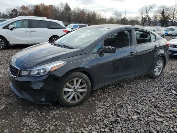 3KPFL4A75HE029226 2017 KIA FORTE - Image 1