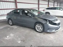 3KPFL4A75HE037407 2017 KIA FORTE