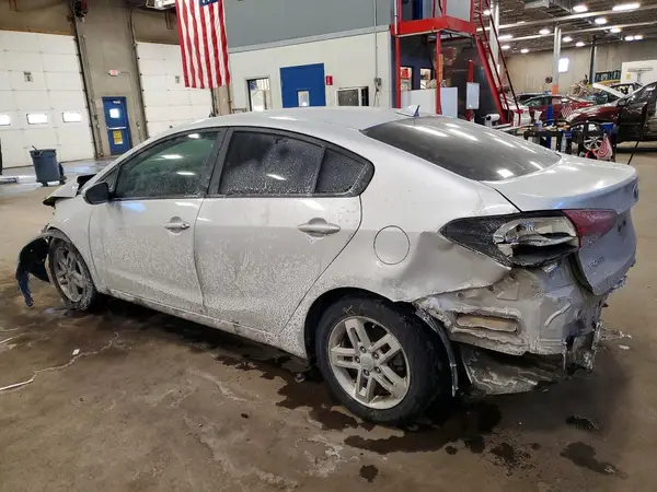 3KPFL4A75HE044003 2017 KIA FORTE - Image 2
