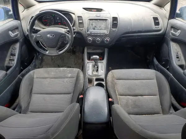 3KPFL4A75HE053588 2017 KIA FORTE - Image 8