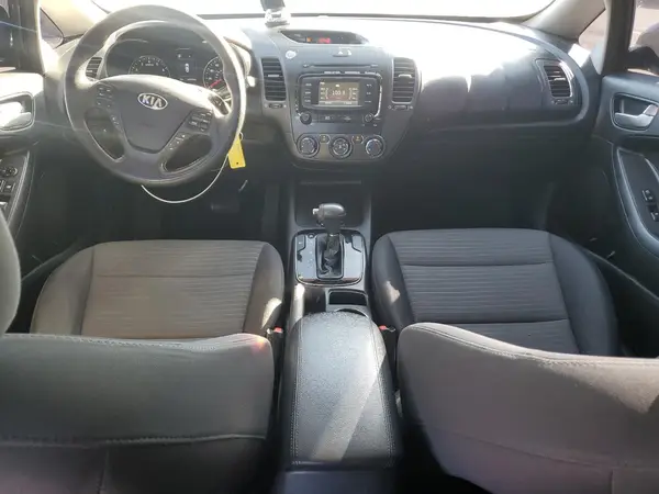 3KPFL4A75HE058239 2017 KIA FORTE - Image 8
