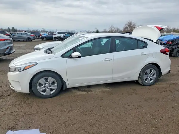 3KPFL4A75HE059374 2017 KIA FORTE - Image 1
