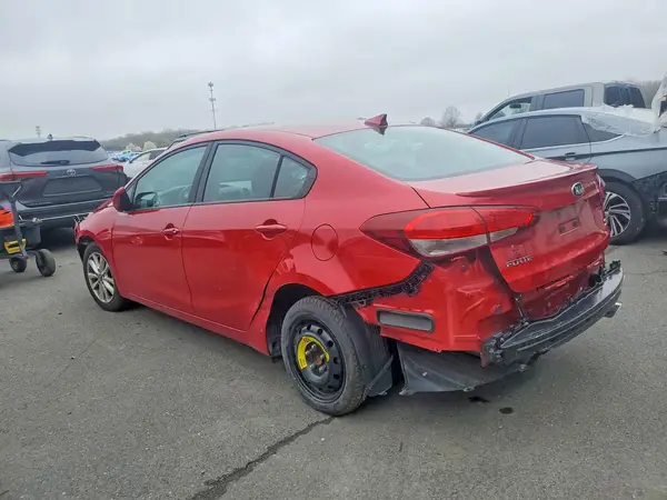 3KPFL4A75HE060038 2017 KIA FORTE - Image 2