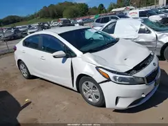 3KPFL4A75HE060119 2017 KIA FORTE